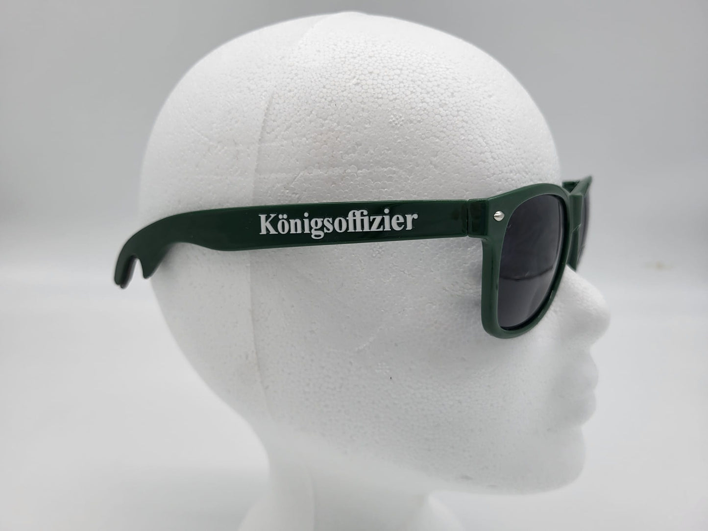 Brillen für Königsoffiziere